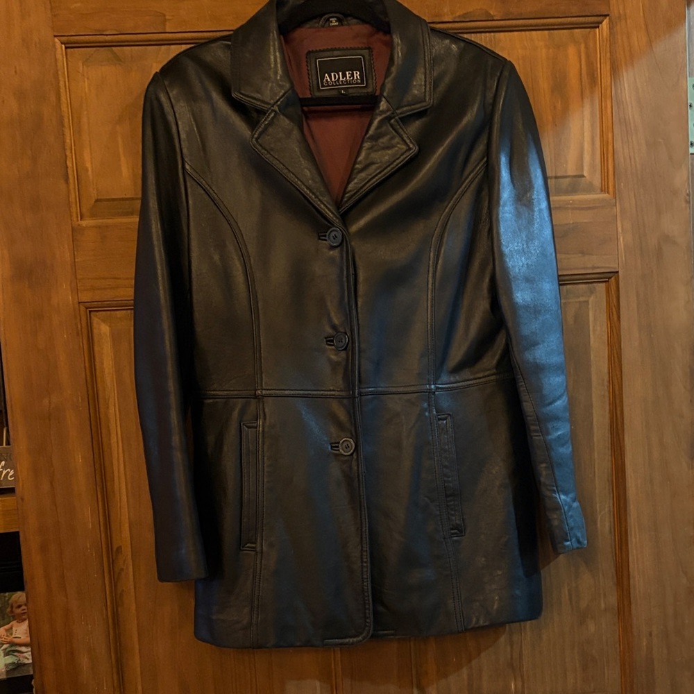 Adler Women's Classic Black Leather Coat
